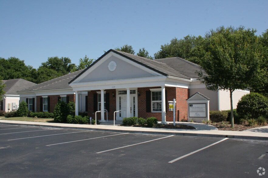 More Photos Of 1749 S Kings Ave, Brandon Coworking Space