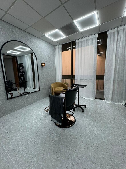 More Photos Of 1601 Dove St, Newport Beach Medical For Lease