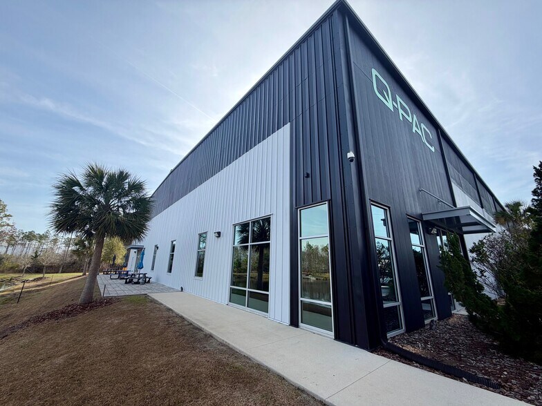 More Photos Of 4010 Deerpark Blvd, Elkton Manufacturing For Sale