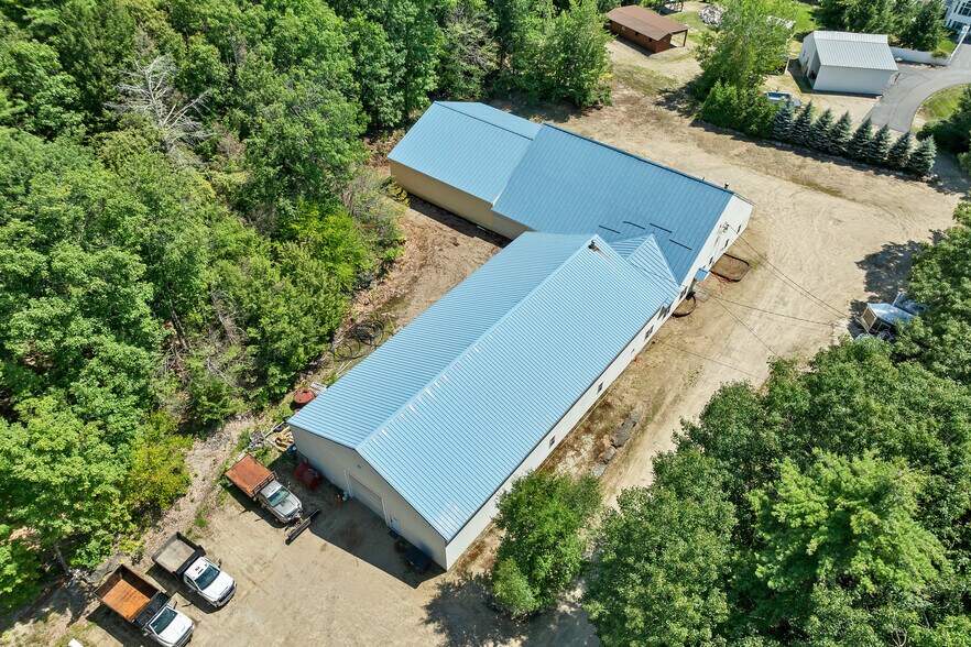 More Photos Of 147 Middle Rd, Center Tuftonboro Warehouse For Sale