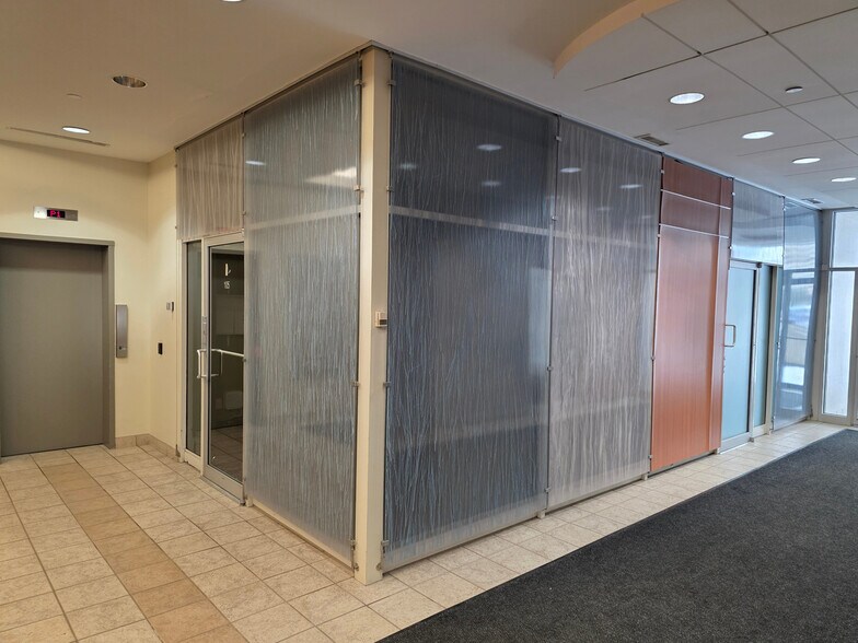 More Photos Of 10050 112 St NW, Edmonton Office For Lease