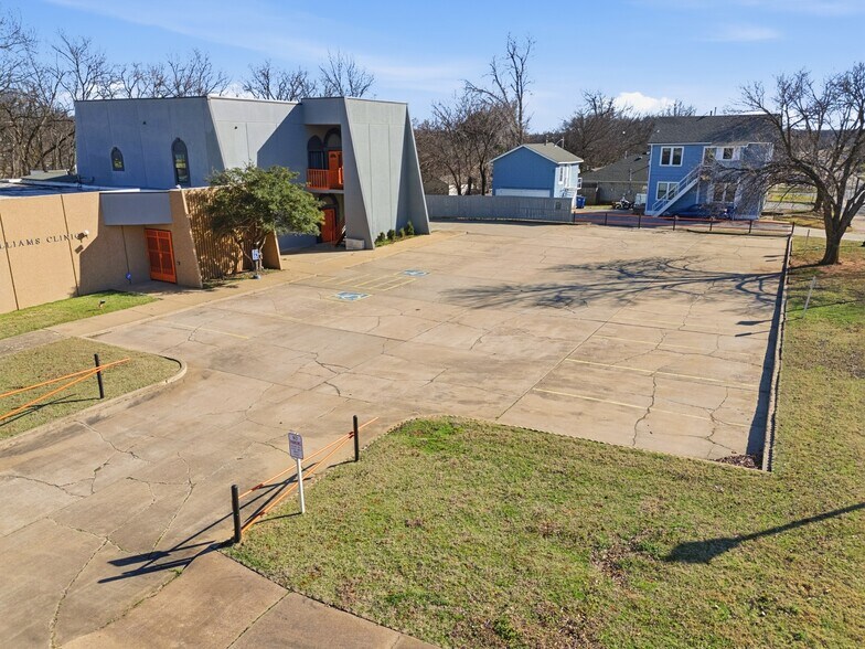 More Photos Of 801 S Washington St, Stillwater Healthcare For Sale