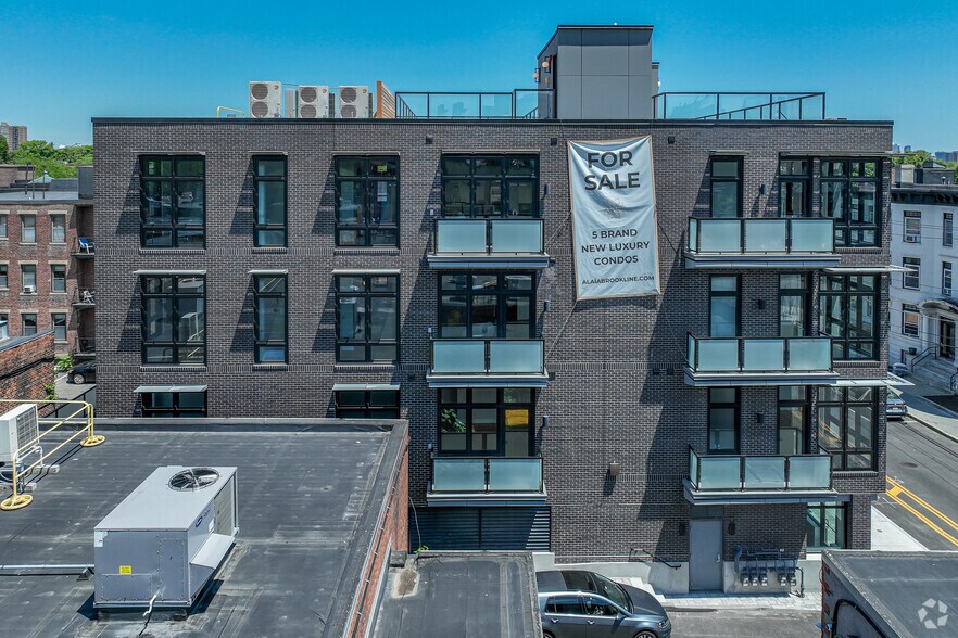 More Photos Of 14 Green St, Brookline Apartments For Sale