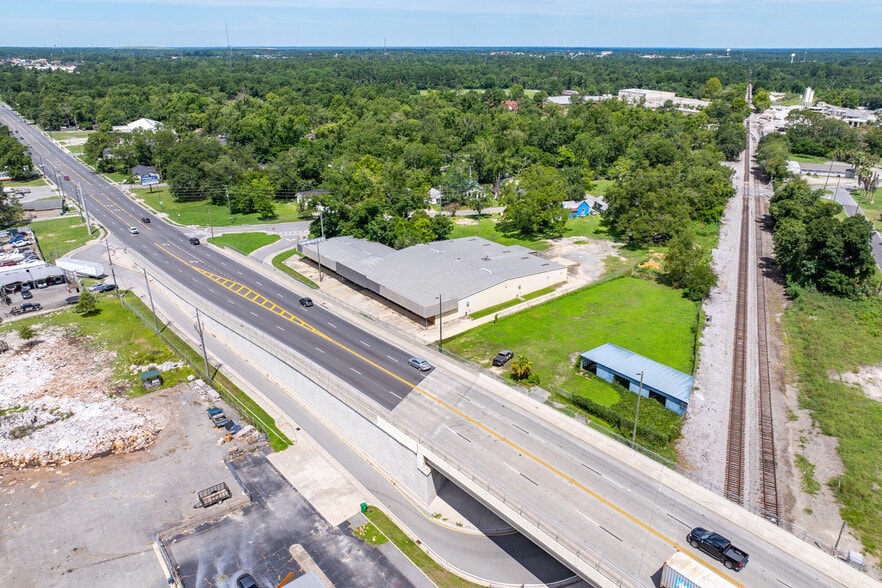 More Photos Of 908 W Hill Ave, Valdosta Warehouse For Sale