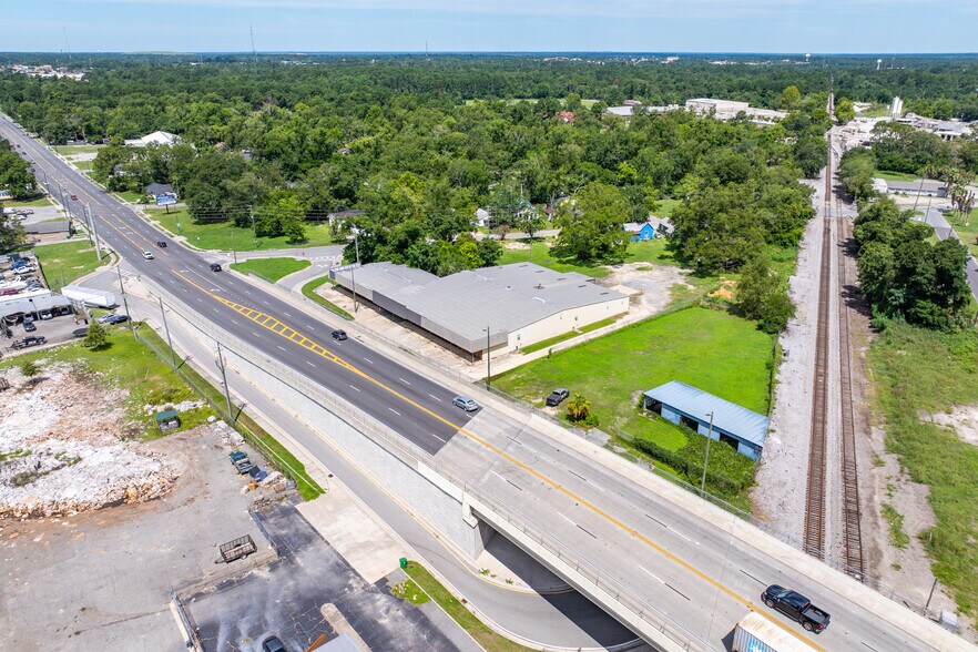 More Photos Of 908 W Hill Ave, Valdosta Warehouse For Sale