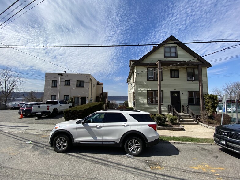 Primary Photo Of 94 Hunter St, Ossining Apartments For Sale