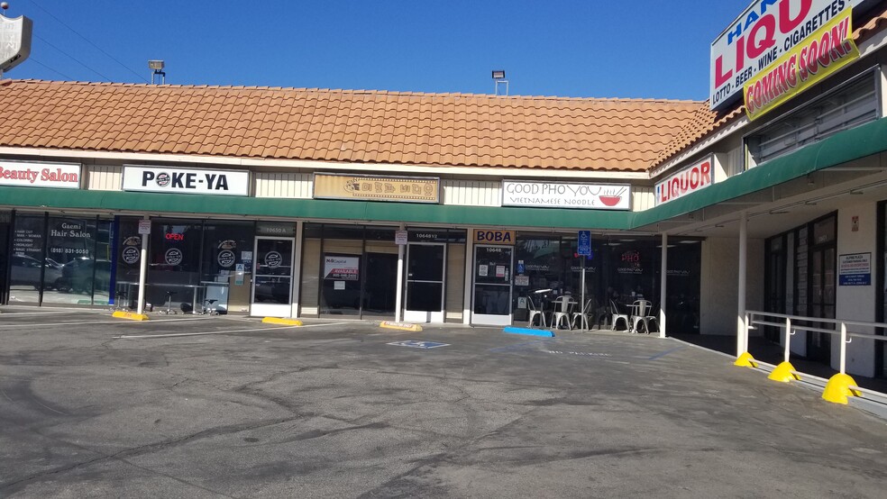 More Photos Of 10642-10650 Balboa Blvd, Granada Hills Storefront Retail Office For Lease