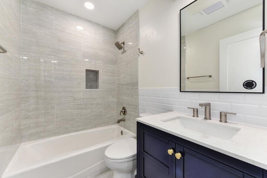 More Photos Of 5364 Garfield Ave, Sacramento Apartments For Sale