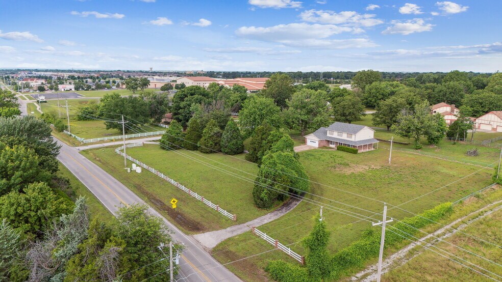 More Photos Of 13601 E 96th St N, Owasso Medical For Sale