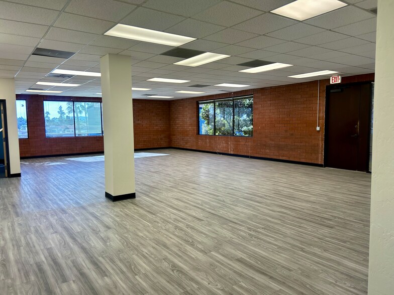 More Photos Of 1255 W Baseline Rd, Mesa Office For Lease