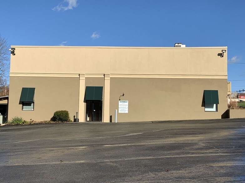 More Photos Of Route 30, Greensburg Unknown For Lease
