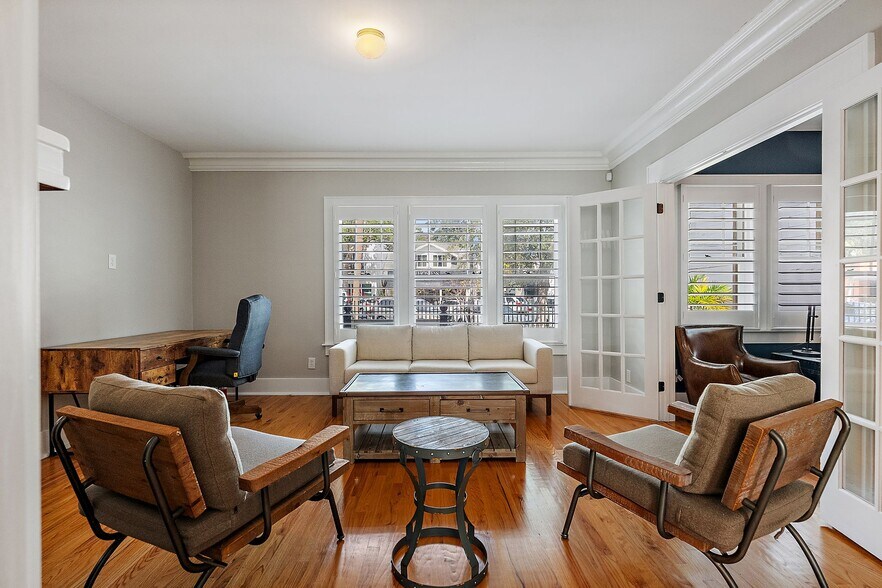 More Photos Of 2632 Central Ave, Saint Petersburg Office Residential For Sale