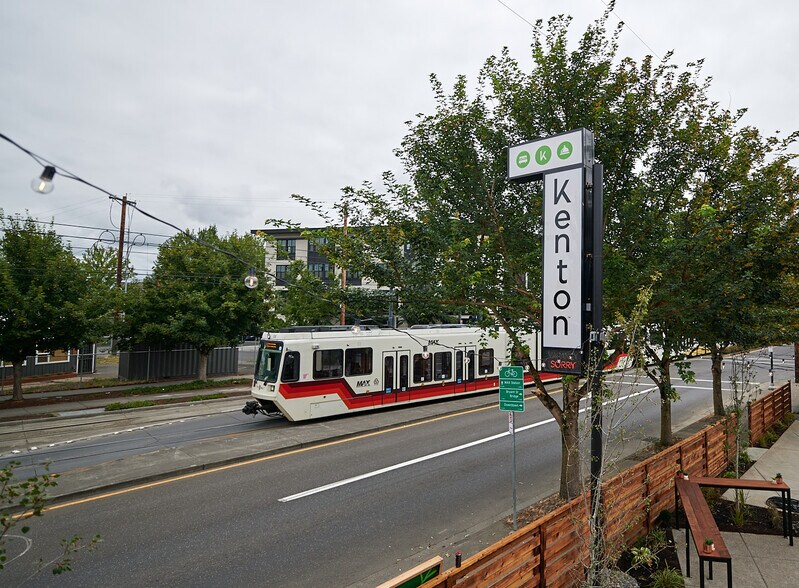 More Photos Of 8355 N Interstate Ave, Portland Hotel For Sale