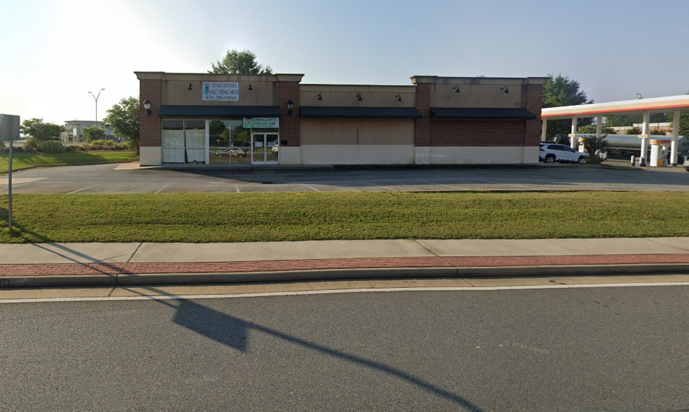 More Photos Of 1104 Hwy 96 Hwy, Kathleen General Retail For Lease