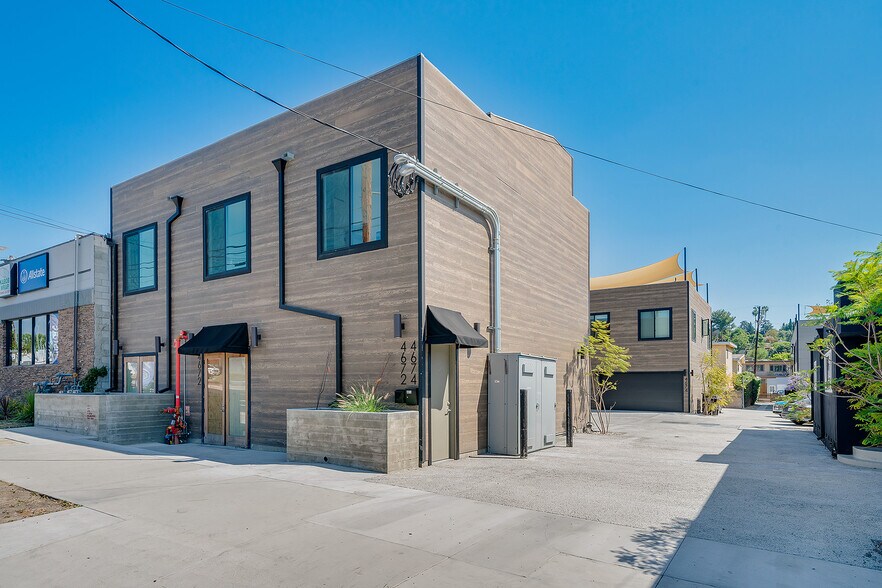 Primary Photo Of 4672-4674 York Blvd, Los Angeles General Retail For Sale
