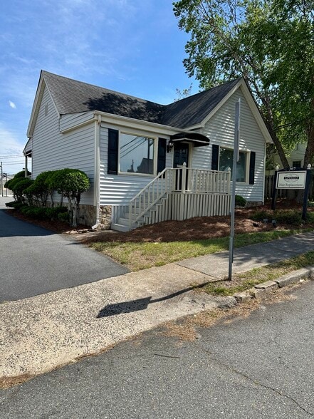 Primary Photo Of 307 Harvey St, Winston-Salem Freestanding For Sale