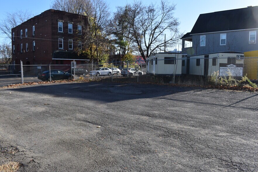 More Photos Of 15 Charlotte St, Binghamton Apartments For Sale