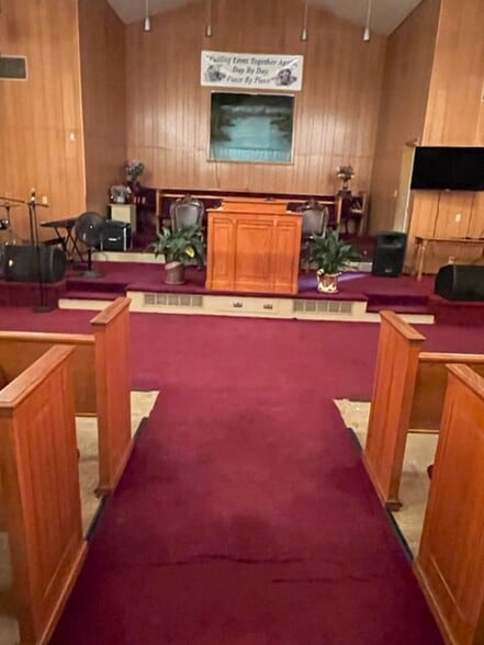 More Photos Of 3740 Habersham St, Brunswick Religious Facility For Sale