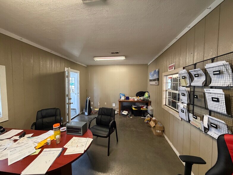 More Photos Of 419 Hamilton Crossing Rd NW, Cartersville Industrial For Sale