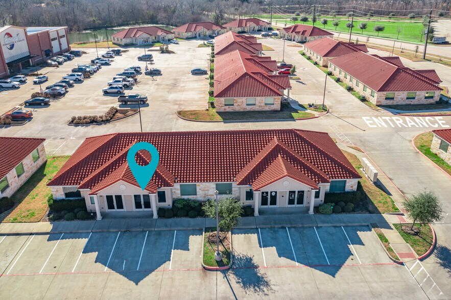 More Photos Of 7070 Knights Ct, Missouri City Medical For Lease