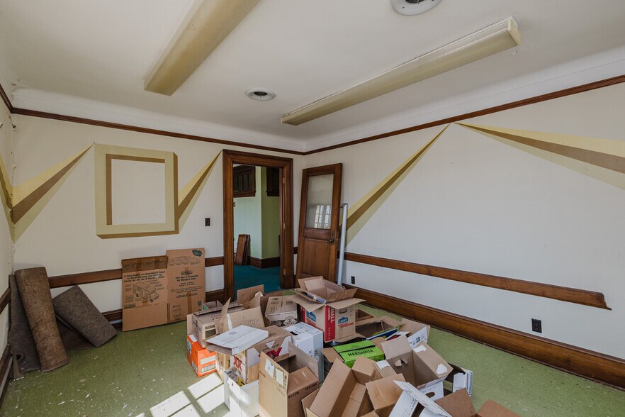 More Photos Of 920 Millington St, Winfield Storefront Retail Office For Sale