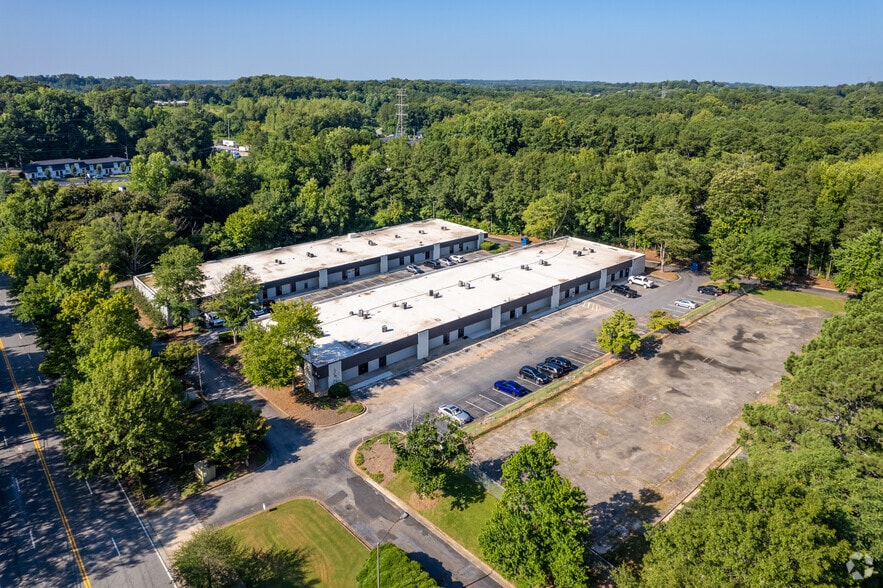 More Photos Of 2945 Stone Hogan Connector Rd, Atlanta Unknown For Lease