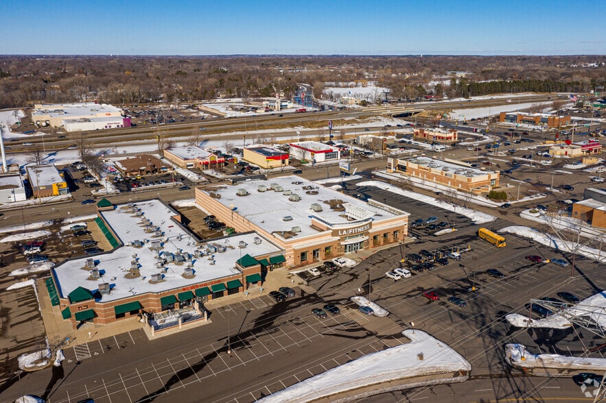 More Photos Of 1900-1940 E County Road D, Saint Paul Unknown For Lease