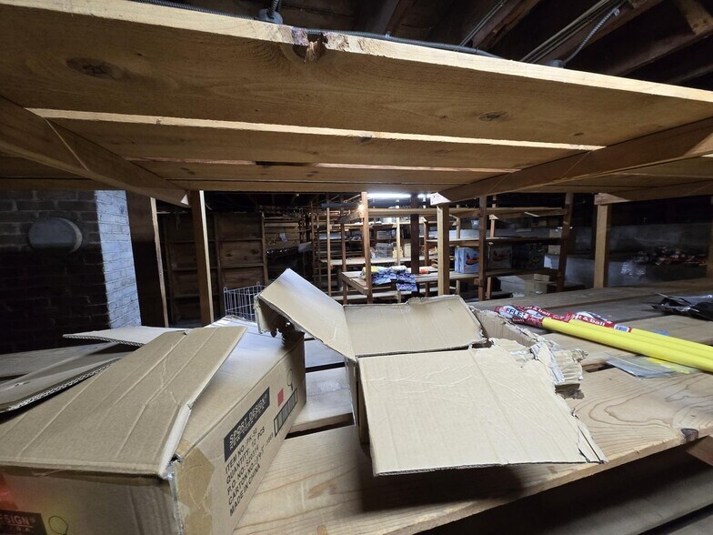 More Photos Of 631 Main St, Chatham Storefront For Lease