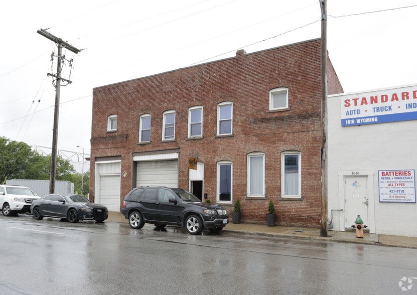 More Photos Of 1618 Wyoming St, Kansas City Warehouse For Lease