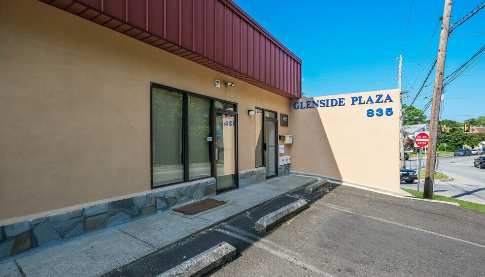 More Photos Of 835 Glenside Ave, Wyncote Unknown For Sale