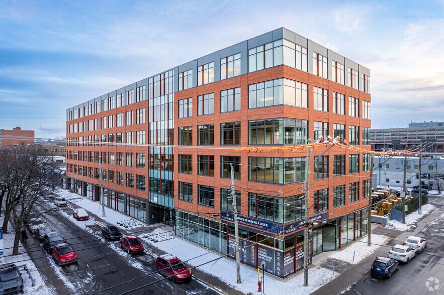 Primary Photo Of 7260 Rue Saint-Urbain, Montréal Office For Lease