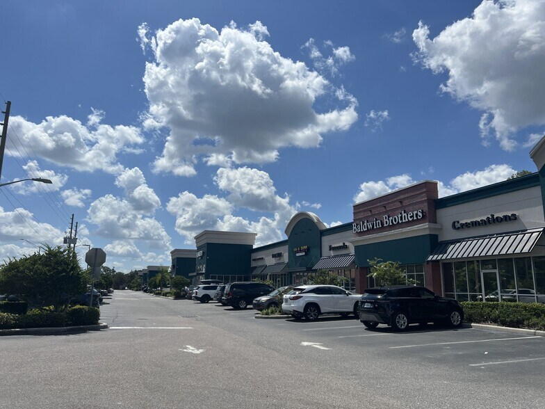 More Photos Of 1418-1706 N Semoran Blvd, Orlando Unknown For Lease