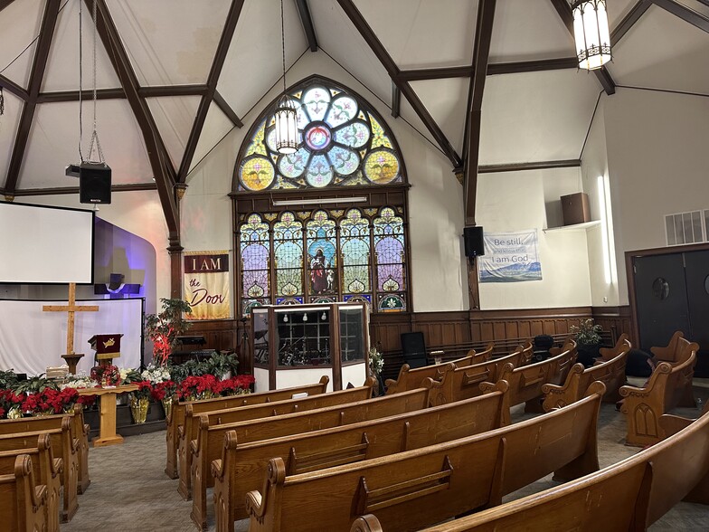 More Photos Of 1102 N 21st St, Milwaukee Religious Facility For Sale