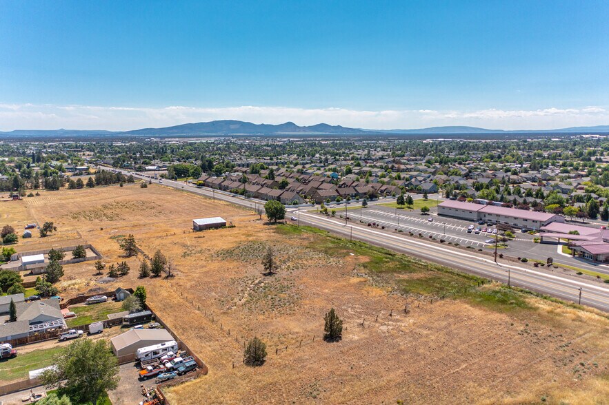 More Photos Of 3131 SW Highland Ave, Redmond Land For Sale