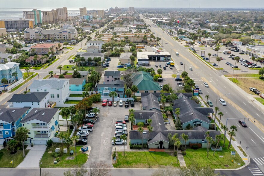 More Photos Of 1817-1835 N 3rd St, Jacksonville Beach Office For Lease