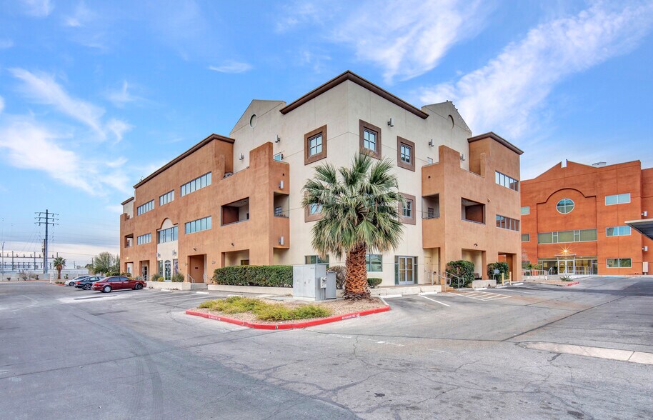 More Photos Of 5440 W Sahara Ave, Las Vegas Medical For Lease
