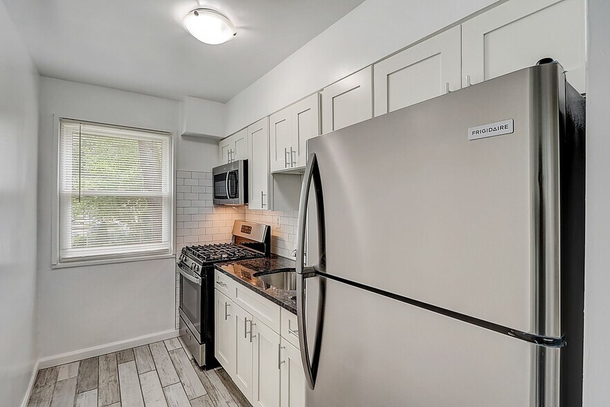 More Photos Of 872 Bellevue St SE, Washington Apartments For Sale