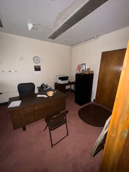 More Photos Of 5001 S Hermitage Ave, Chicago Religious Facility For Sale