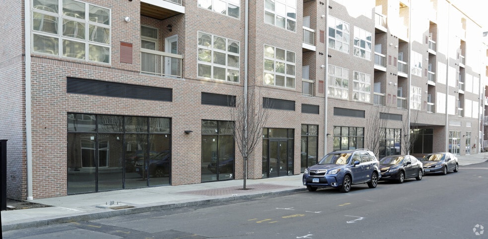 More Photos Of 515 West Ave, Norwalk Unknown For Lease