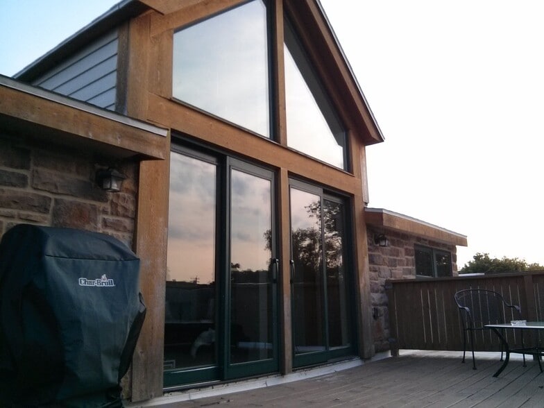 More Photos Of 2600-2604 N Booth St, Milwaukee Storefront Retail Residential For Sale