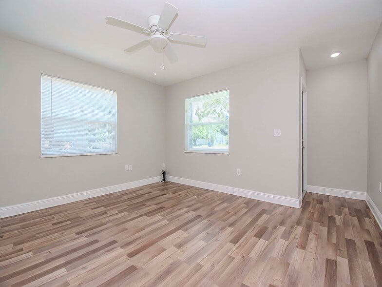 More Photos Of , Bradenton Multifamily For Sale