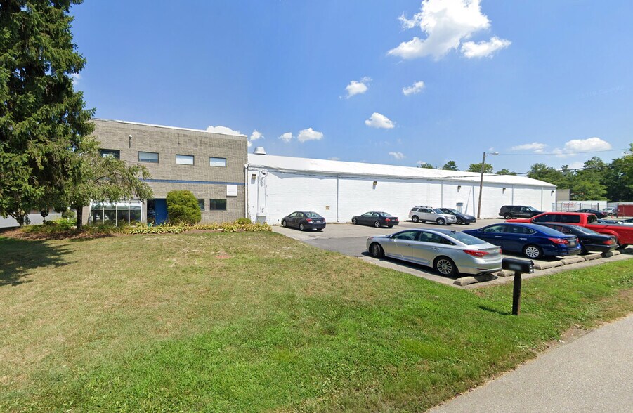 More Photos Of 3527 Whiskey Bottom Rd, Laurel Warehouse For Lease