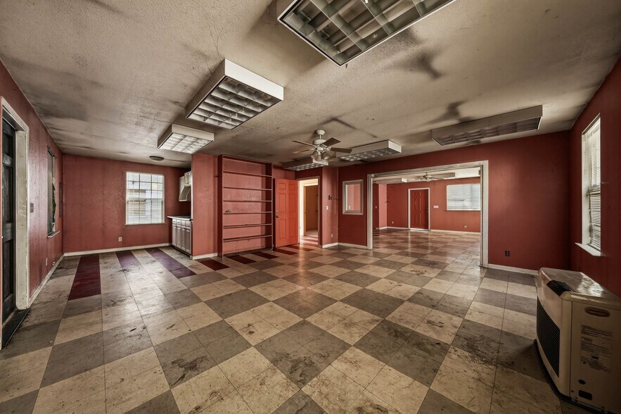 More Photos Of 12487 The Plaza, Clearlake Oaks Religious Facility For Sale