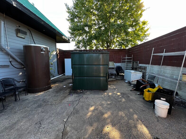 More Photos Of 2310 Sanders Rd, Conway Restaurant For Lease