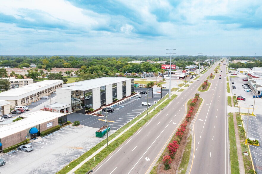 More Photos Of 6709 Ridge Rd, Port Richey Medical For Lease