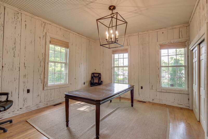 More Photos Of 7642 Poplar Pike, Germantown Office For Sale