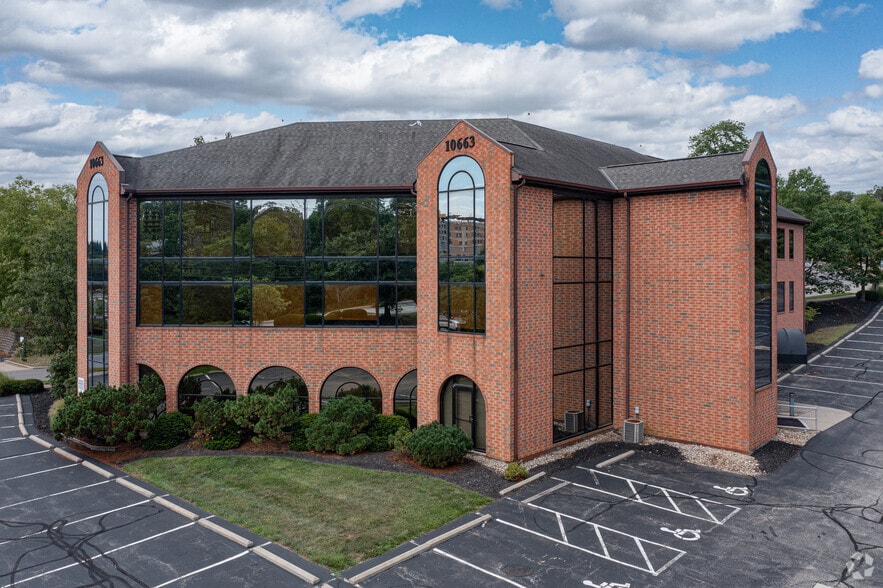 More Photos Of 10663 Montgomery Rd, Montgomery Medical For Lease