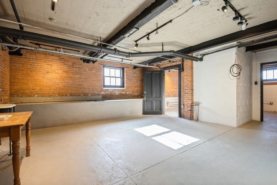 More Photos Of 291 Main St, Beacon Loft Creative Space For Lease