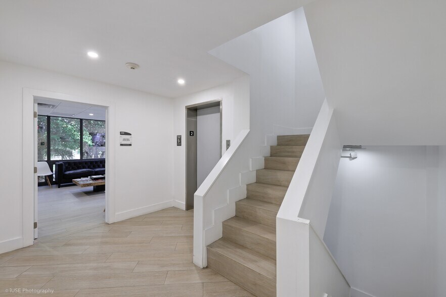 More Photos Of 1900 Coral Way, Miami Medical For Sale