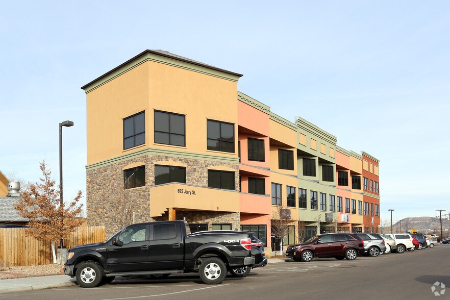 More Photos Of 695 Jerry St, Castle Rock Medical For Lease